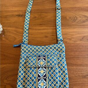 Vera Bradley Crossbody Bag (Mediterranean Blue Pattern)